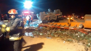 Gral Roca: muere un joven camionero de 17 años, que impactó en la parte trasera de otro camión