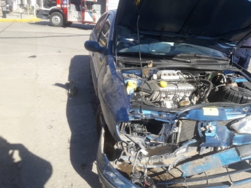 Leones:  chocaron una camioneta y un automóvil sin lesionados