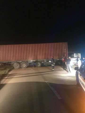 Gral Roca: camionero de Leones despistó en la Autopista Rosario-Córdoba