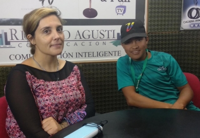 Un joven venezolano se fue de su país desde diciembre, recorrió 7000 km en bici y ahora se encuentra en Marcos Juárez 

