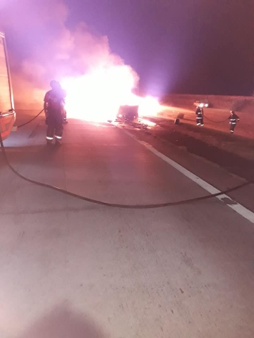 Gral Roca: se quemaron dos camiones en un accidente en autopista