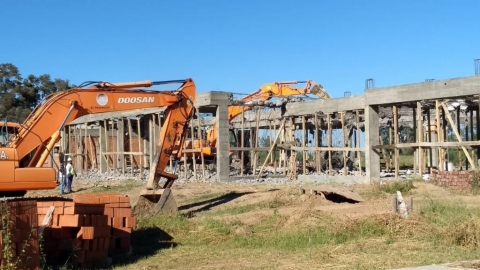 Provincia informa el estado de situación de la demolición de vigas y losas del edificio escuela Proa Marcos Juárez
