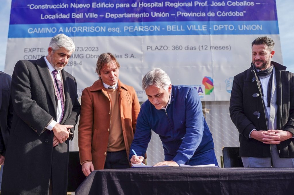 Bell Ville: Llaryora firmó el contrato que da inicio a la construcción del nuevo Hospital Regional