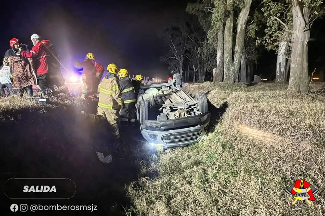 Vuelco en solitario en Ruta 9