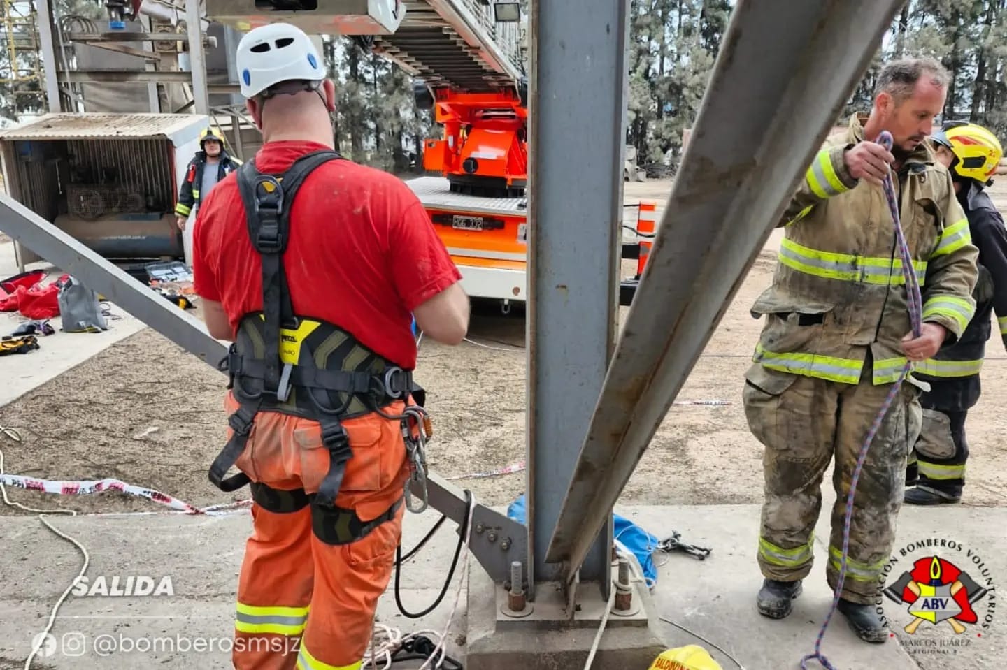 La persona que rescataron ayer falleció en horas de la tarde por traumatismo severo de cráneo
