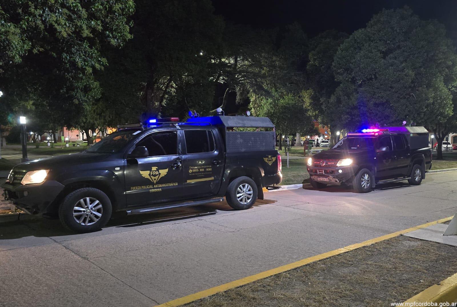 Detienen a dos hombres en Marcos Juárez con éxtasis y cocaína rosa en la autopista Córdoba-Rosario