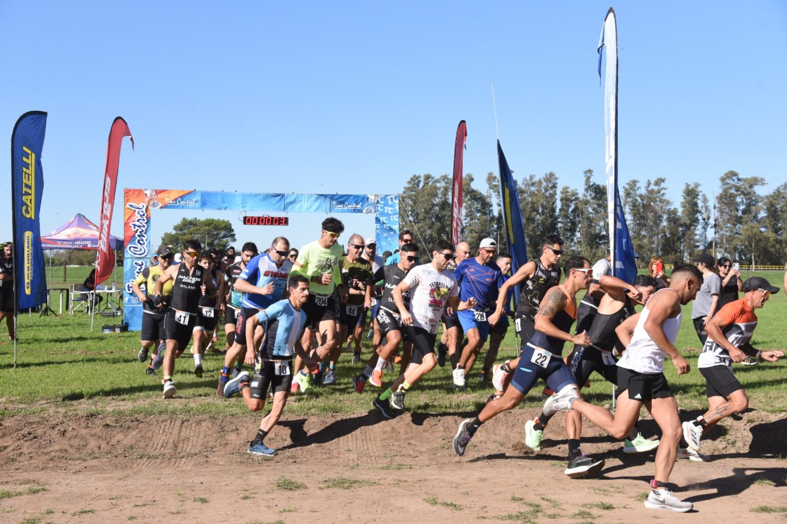 Nicolás Vigna de Marcos Juárez ganó el duatlón Mario Capdevila con 140 participantes