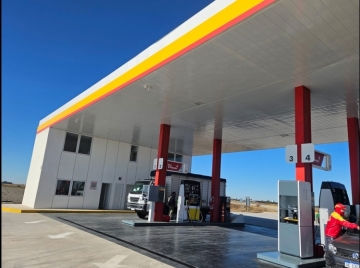 La nueva estación Shell en la autopista asegura la posibilidad de 80 nuevos puestos de trabajo
