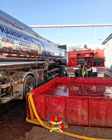 Incendio en celda de maní movilizó a bomberos de toda la provincia