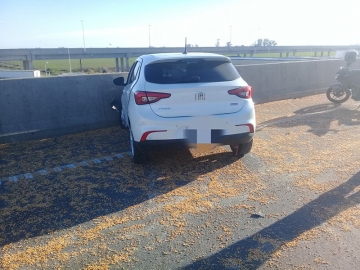 Accidente en la autopista mano Córdoba-Rosario a la altura de Leones