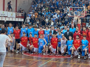 En un clásico para el infarto, Argentino ganó 75 a 74 y habrá tercer partido en San Martín