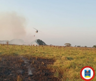 Bomberos de Leones cubrieron el incendio de una escuela y una casa en Corrientes