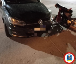 Choque entre auto y camión en autopista Rosario-Córdoba