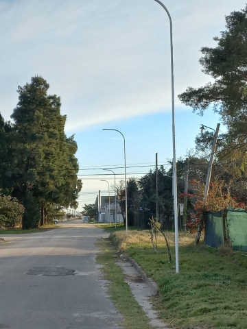 Equipos de bacheo están trabajando en el nivelado de arterias en el barrio sur, calles San Juan y Chile