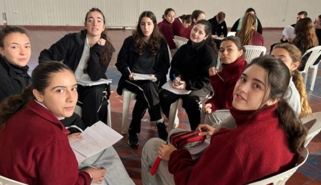 Alumnos de FASTA e IMI realizan jornada de voluntarios con Hogar de Niños desde el Corazón