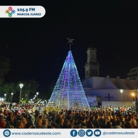 Marcos Juárez vive la magia navideña con el encendido del árbol