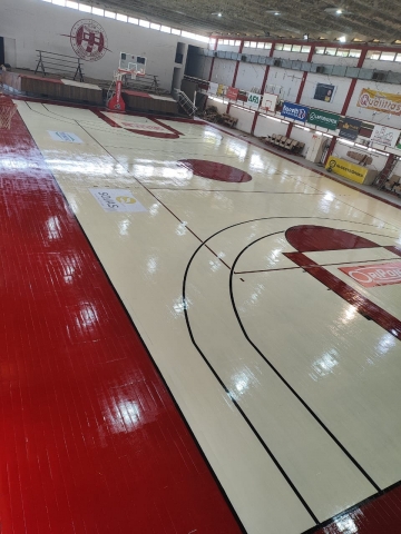 Argentino reacondicionó su cancha de básquet con miras al inicio del Torneo Federal